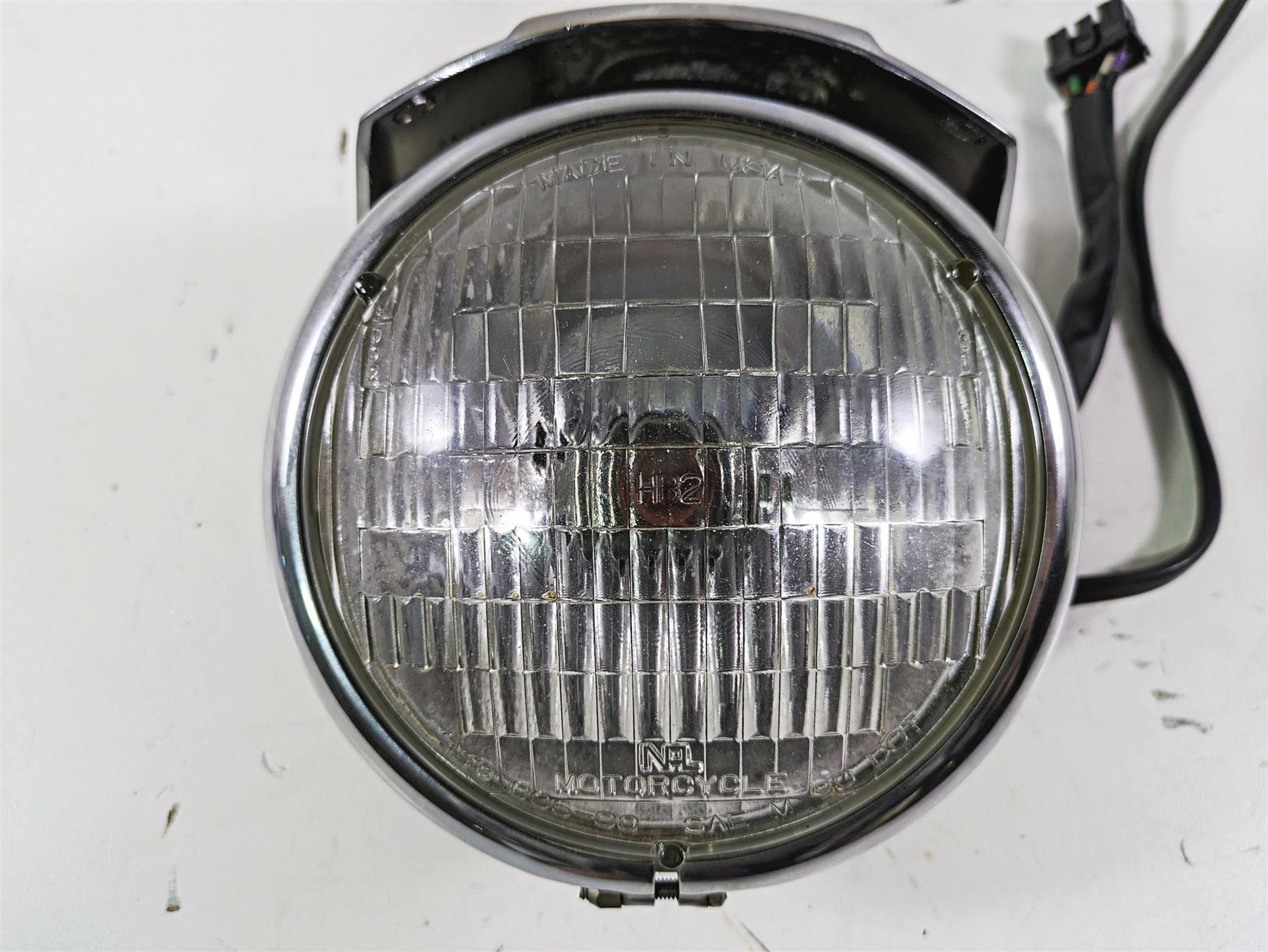 2003 Harley Dyna FXDL Low Rider 100TH Headlight Head Light & Visor 67672-96B {{ shop.shopifyCountryName }} - Mototech271