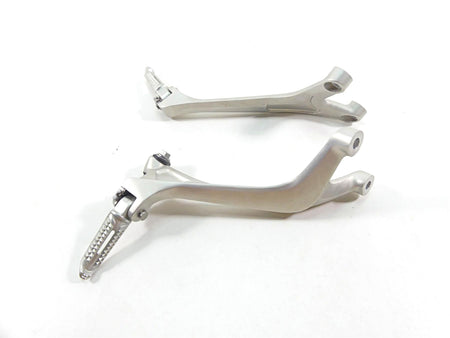 2022 Triumph Speed Triple 1200 RS Rear Passenger Footpeg Rest T2082430 T2082440 {{ shop.shopifyCountryName }} - Mototech271