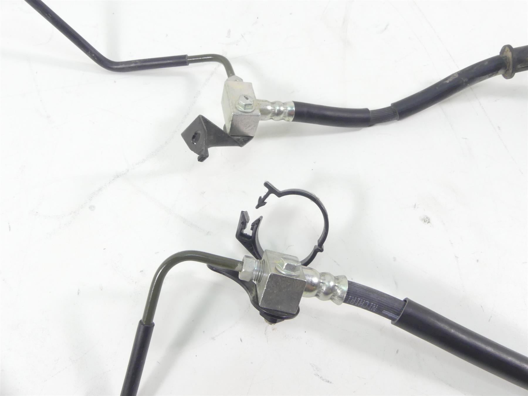 2017 Yamaha XT1200Z Super Tenere Front Abs Brake Line Hose Set 23P-2584B-00-00 {{ shop.shopifyCountryName }} - Mototech271