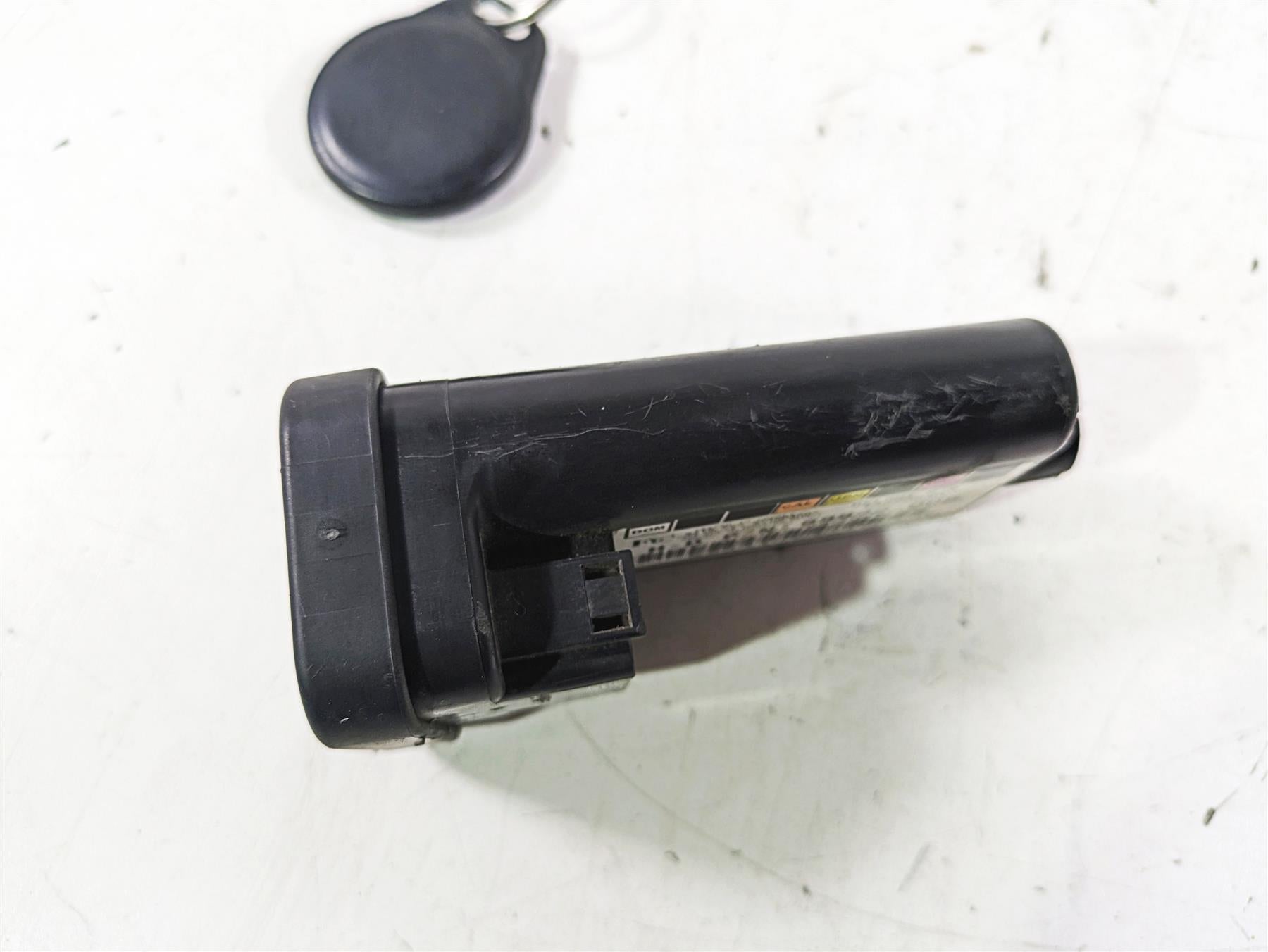 2003 Harley Touring FLHTCUI 100TH E-Glide Tssm Security Module & Fob 68922-00B {{ shop.shopifyCountryName }} - Mototech271
