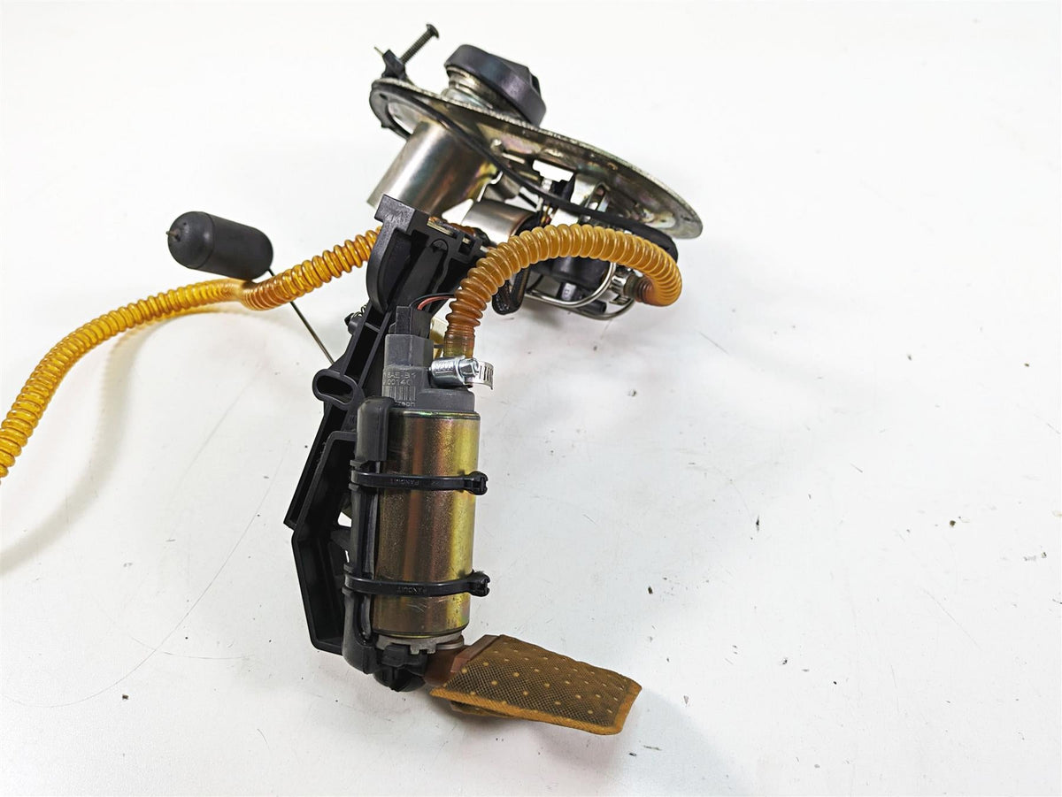 2005 Harley Touring FLHTCUI Electra Glide Fuel Gas Petrol Pump & Sender 75126-02 {{ shop.shopifyCountryName }} - Mototech271