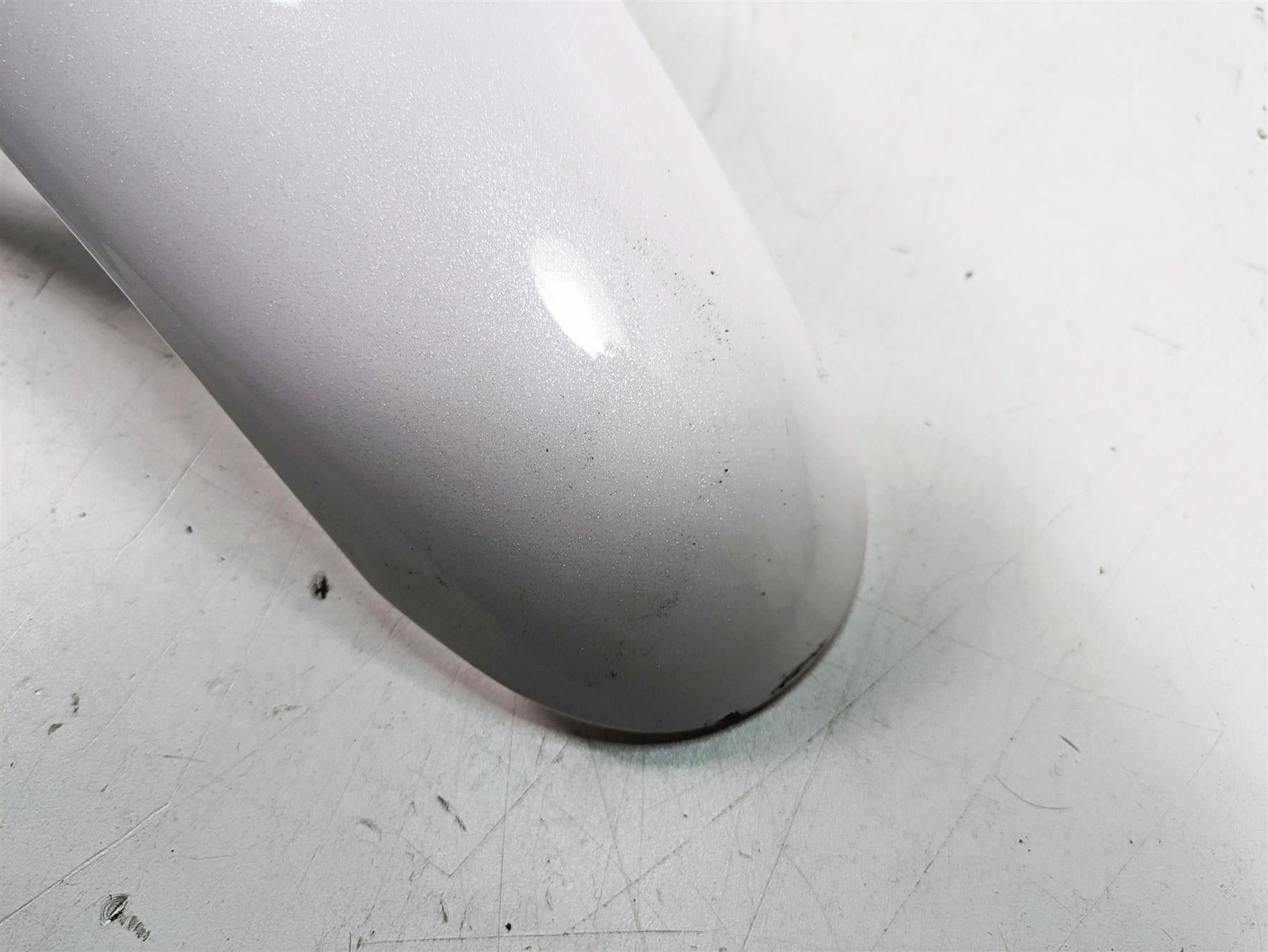 2015 Harley FXDL Dyna Low Rider Front Fender White Hot Pearl 60139-06B {{ shop.shopifyCountryName }} - Mototech271