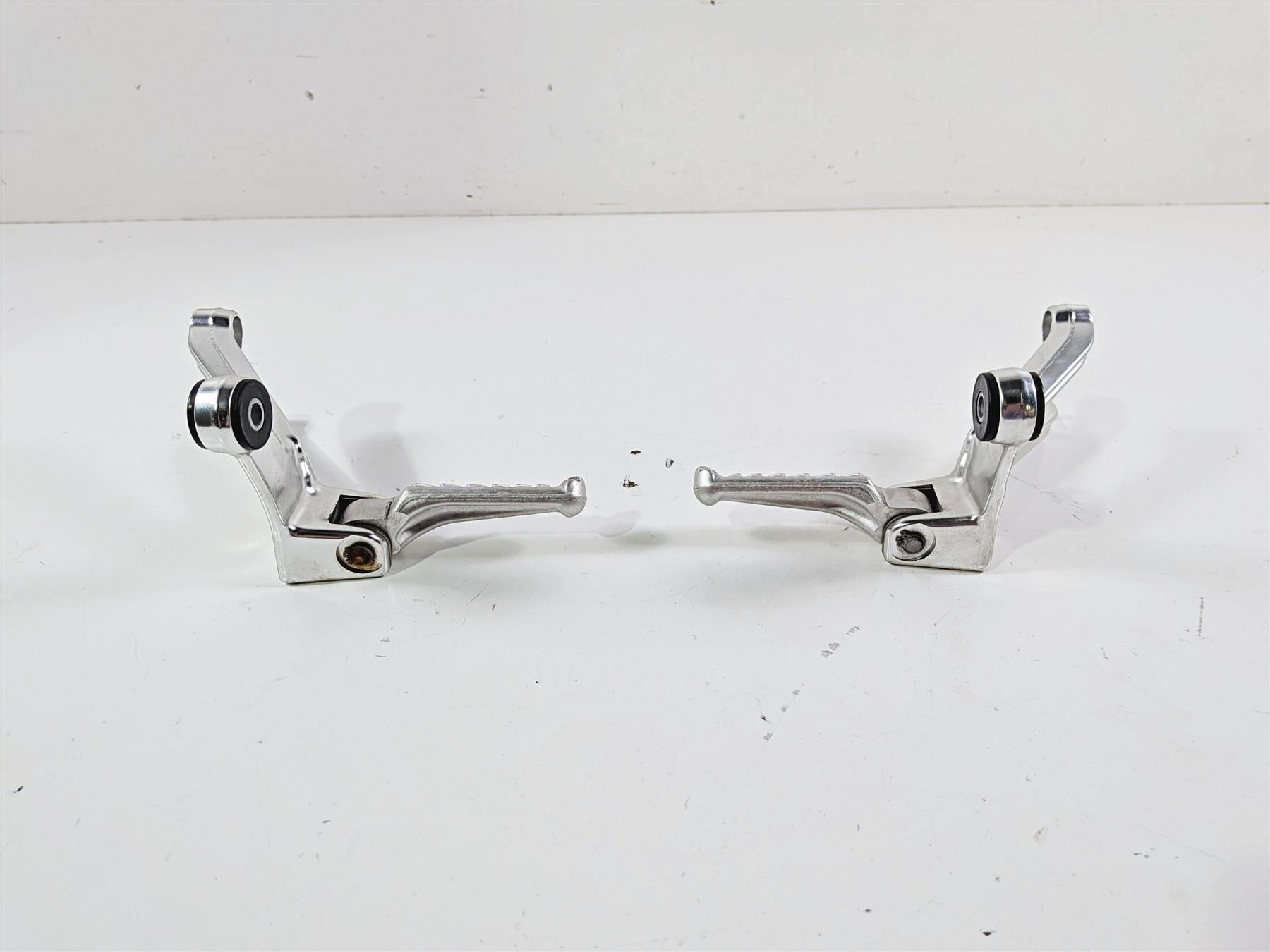 2008 Aprilia RSVR 1000 Factory Passenger Foot Peg Set READ AP8154071 AP8154072 {{ shop.shopifyCountryName }} - Mototech271