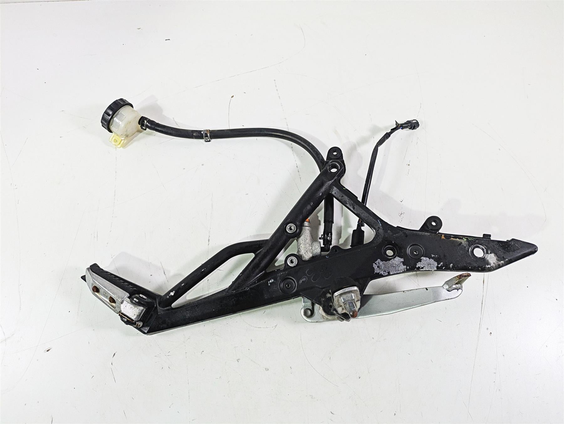 2011 Kawasaki EX650R Ninja Right Foot Peg Brake Pedal & Master Set 5063-0523-18R {{ shop.shopifyCountryName }} - Mototech271