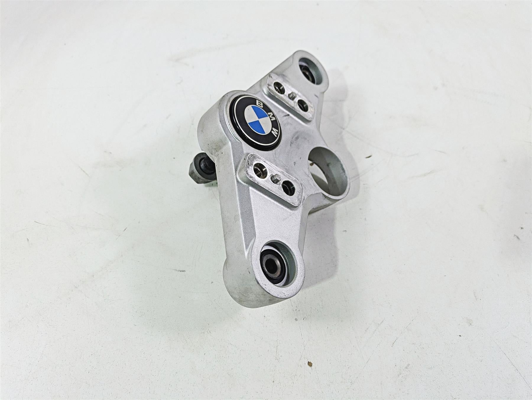 2009 BMW R1200GS K255 Adv Upper Triple Tree Steering Clamp 31427718170 {{ shop.shopifyCountryName }} - Mototech271