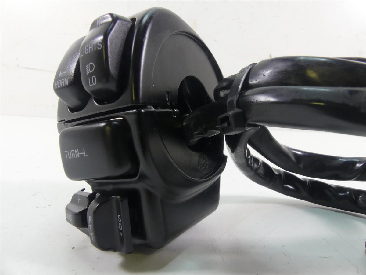 1999 Harley Touring FLHTCUI Electra Glide Left Hand Control Switch 71682-06A {{ shop.shopifyCountryName }} - Mototech271