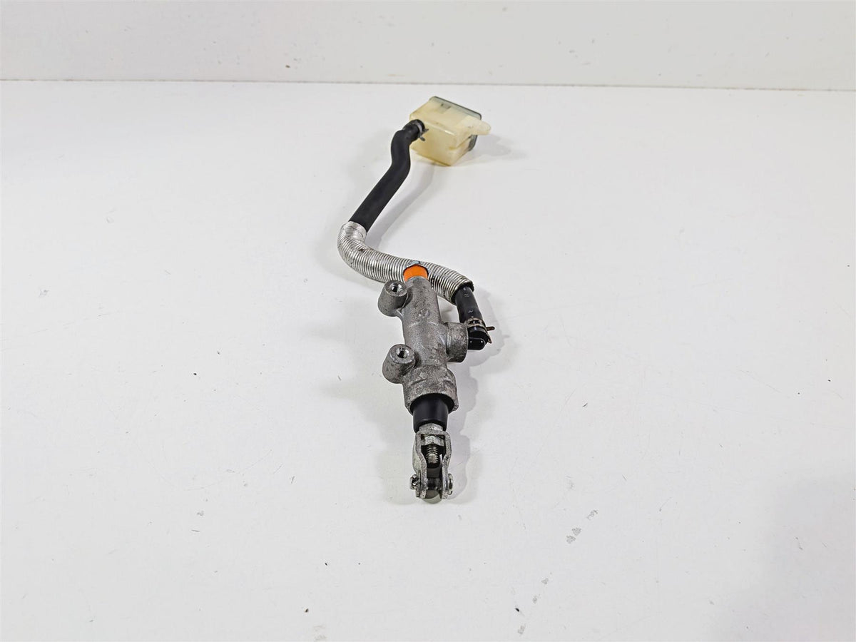 2014 Suzuki M109R VZR1800 Boulevard Rear Brake Master Cylinder 69600-48G00 {{ shop.shopifyCountryName }} - Mototech271
