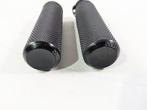 2002 Big Dog Pitbull Harley 1" Bar Arlen Ness Fusion Hand Grip Set 405-0553