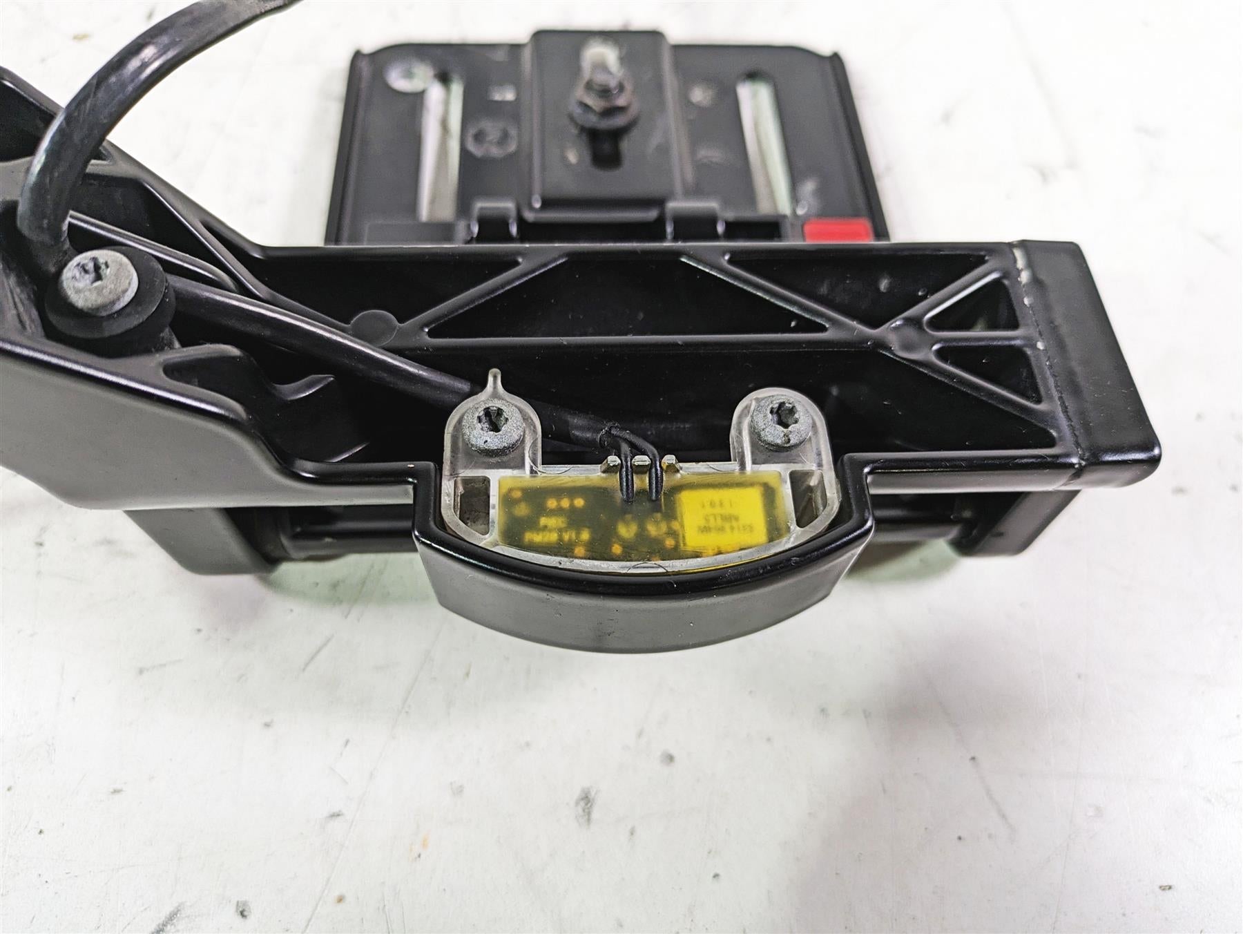 2013 Harley FXDWG Dyna Wide Glide Side License Plate Holder - Read 60336-10 {{ shop.shopifyCountryName }} - Mototech271