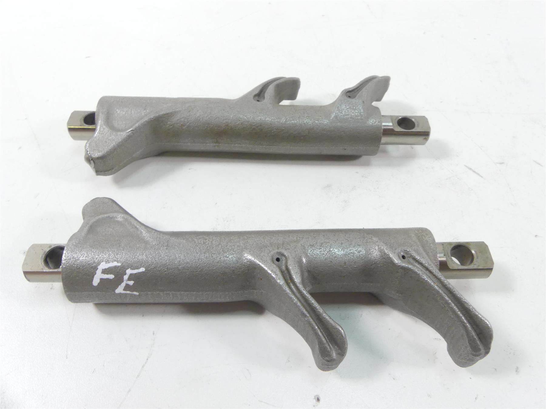 2018 Harley FLHC Softail Heritage Front Cylinderhead Rocker Arms M8 17300053 {{ shop.shopifyCountryName }} - Mototech271