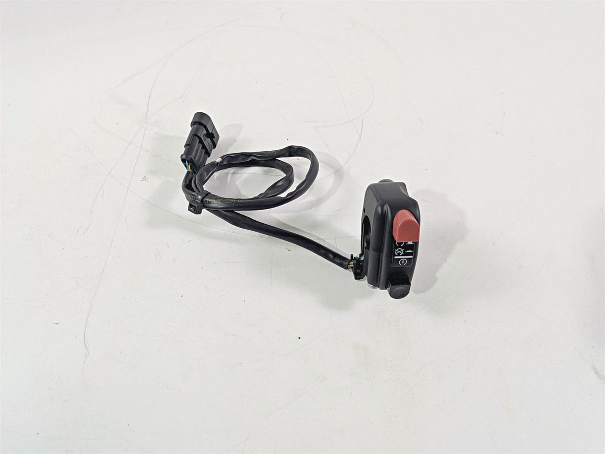 2017 Aprilia RSV 1100 Tuono V4 Factory Right Hand Control Switch B045021 {{ shop.shopifyCountryName }} - Mototech271