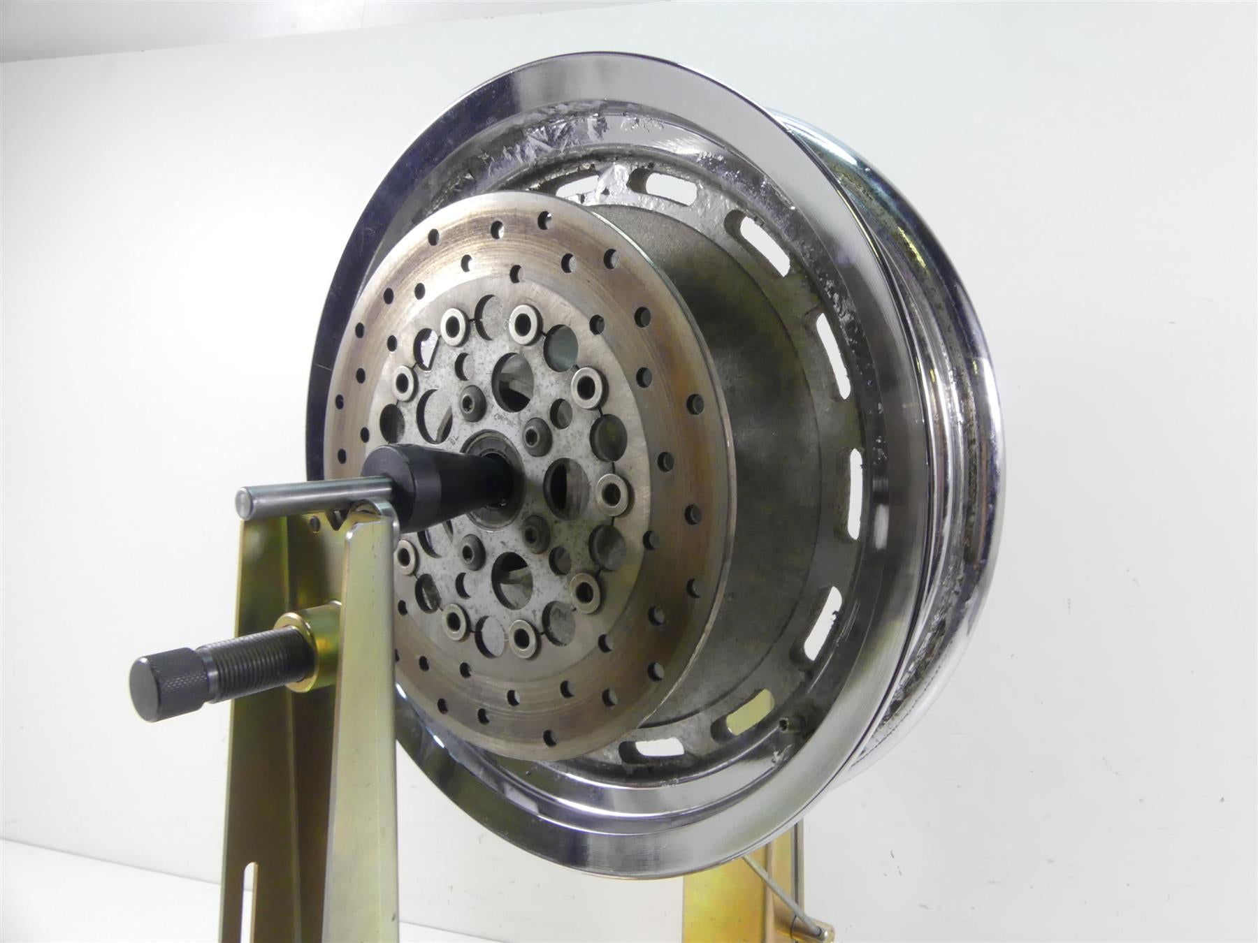 1999 Harley Davidson Sportster XL1200 Straight Rear Solid Wheel 16x3 41013-00A {{ shop.shopifyCountryName }} - Mototech271
