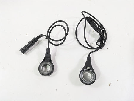 2014 Harley FLS Softail Slim Abs Wheel Speed Sensor Set 40982-11 40985-11 {{ shop.shopifyCountryName }} - Mototech271