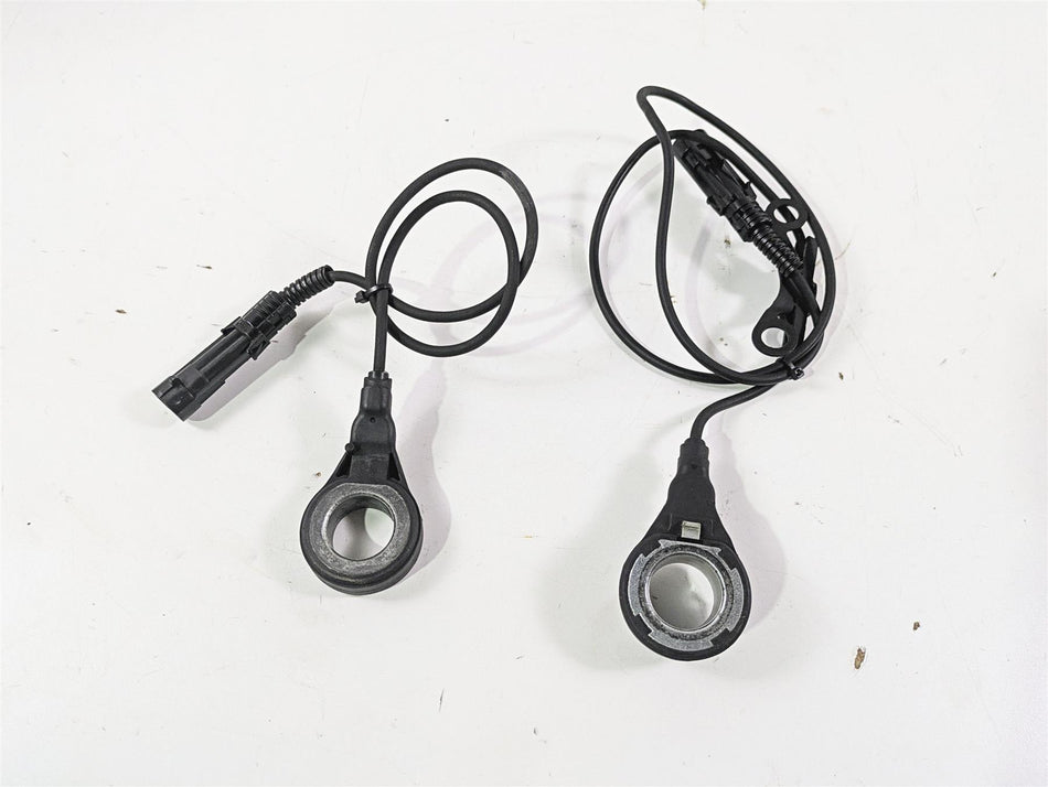2014 Harley FLS Softail Slim Abs Wheel Speed Sensor Set 40982-11 40985-11 {{ shop.shopifyCountryName }} - Mototech271