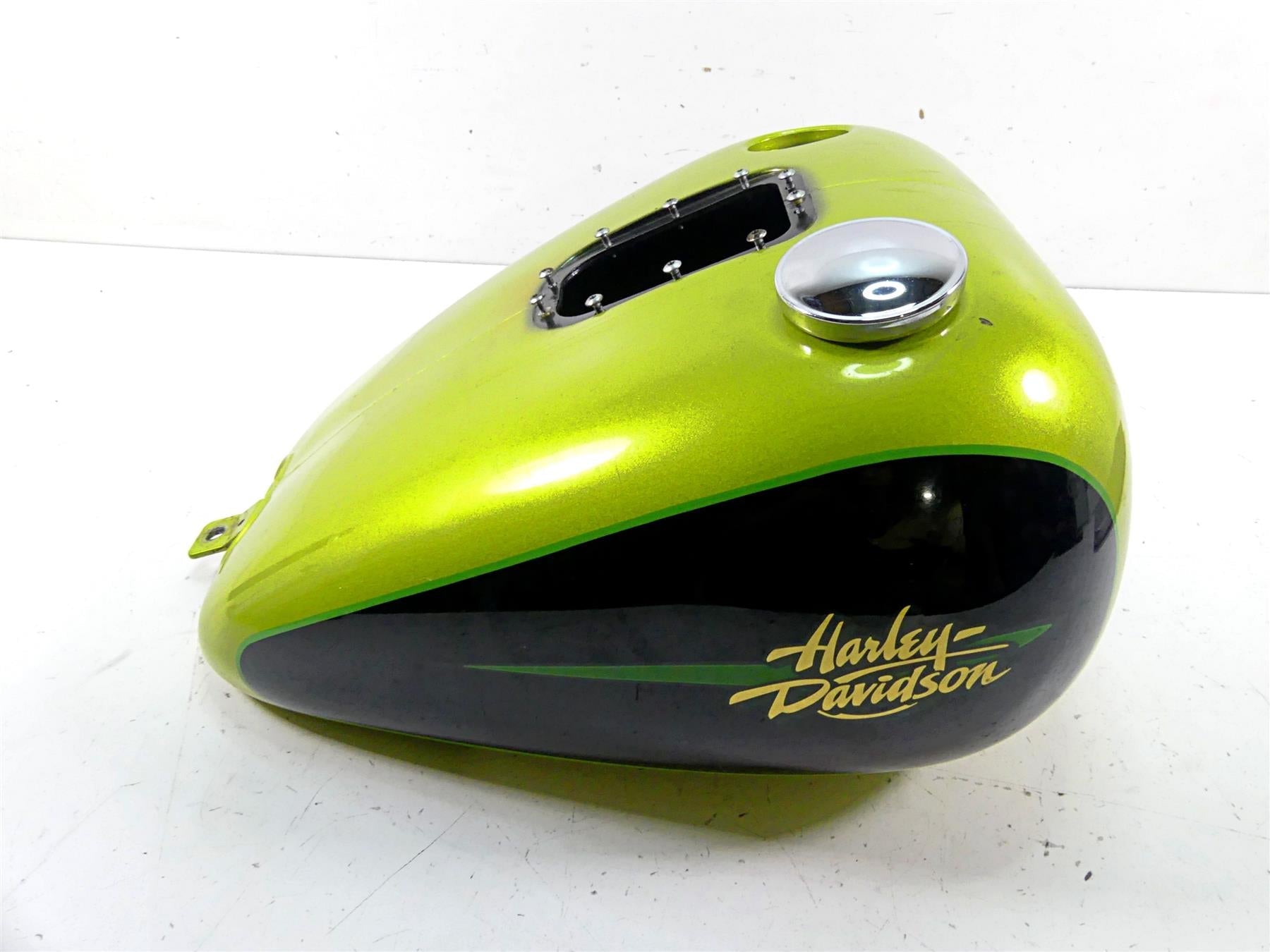 2011 Harley Softail FLSTF Fat Boy Fuel Gas Petrol Tank -Read 61625-11 | Mototech271