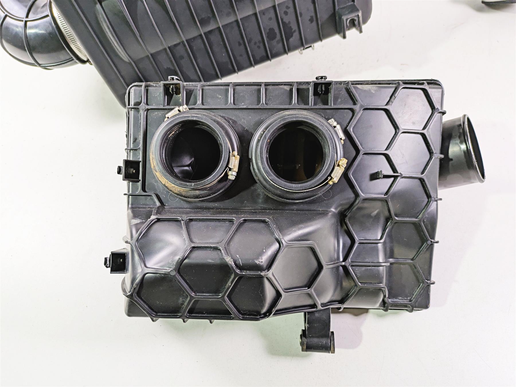 2019 Polaris RZR XP 1000 Highlifter Air Cleaner Breather & Tubes -Read 1240747 {{ shop.shopifyCountryName }} - Mototech271