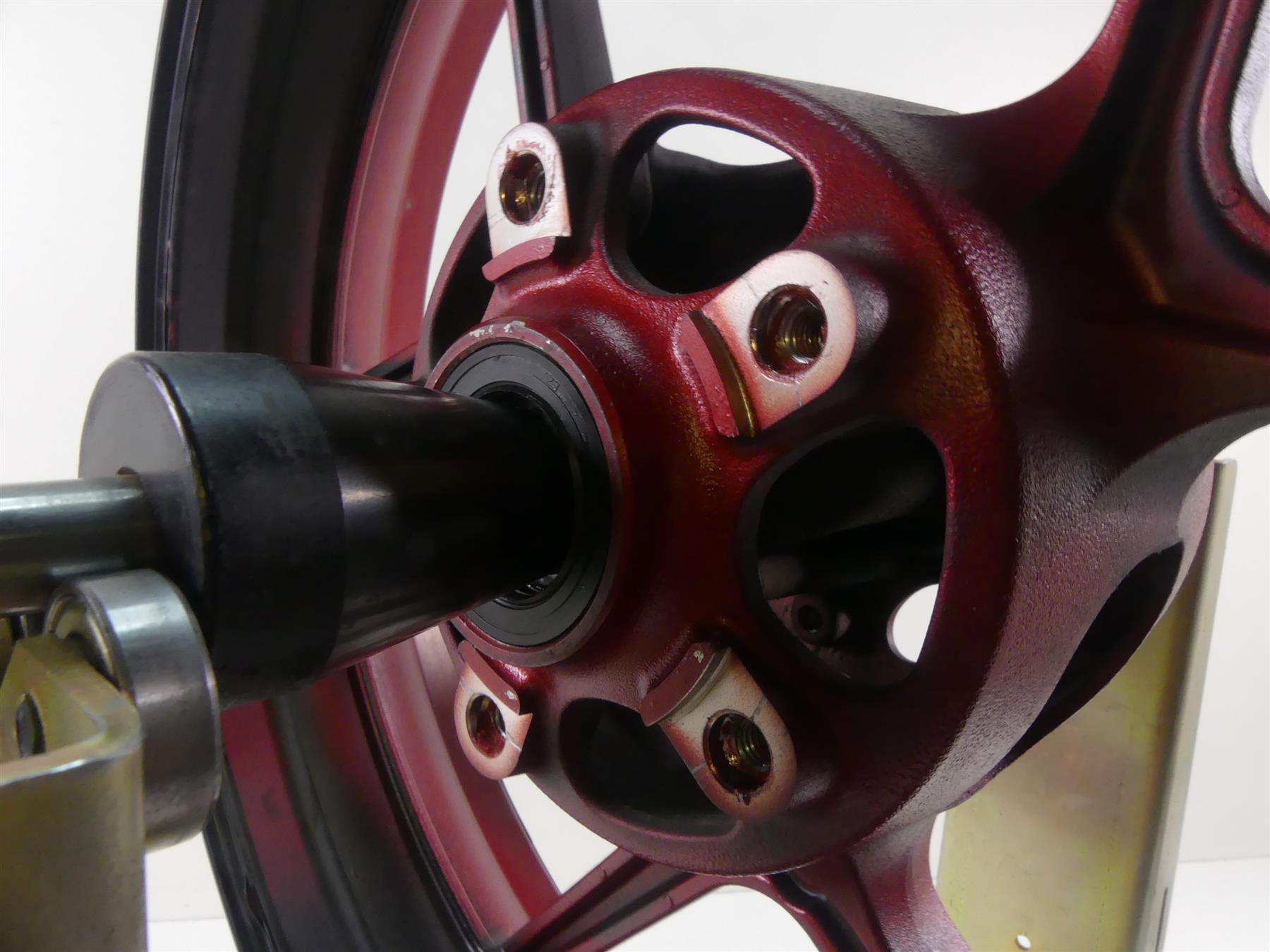 2008 Kawasaki ZX6R ZX6 R Ninja Front Straight Wheel Rim 17x3.5 41073-0129-R2 {{ shop.shopifyCountryName }} - Mototech271