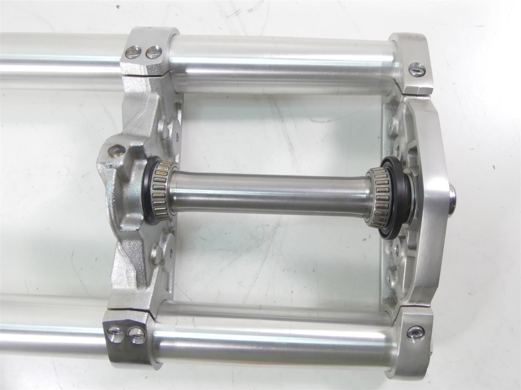 2004 Kawasaki VN1600 Meanstreak Front Forks & Triple Tree Set 44075-0014 {{ shop.shopifyCountryName }} - Mototech271