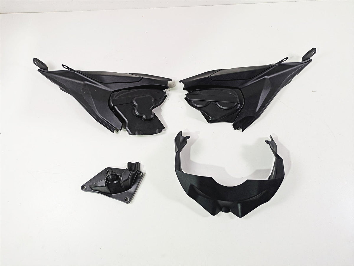 2022 Ducati Streetfighter V2 Molded Infill Cover Fairing Set 46016311B 46016301B {{ shop.shopifyCountryName }} - Mototech271