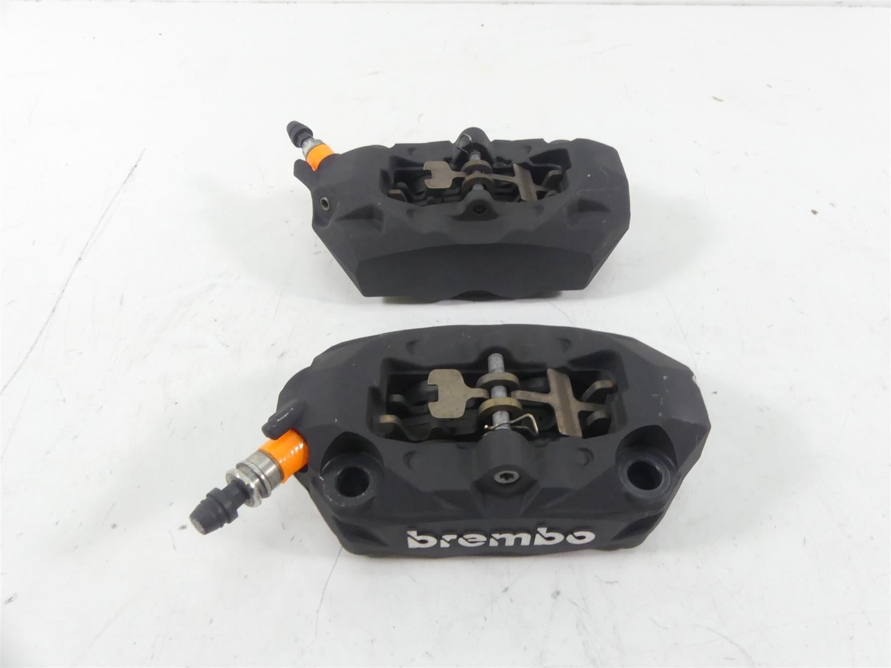 2017 BMW R1200RT K52 Front Brembo Brake Calipers 34118556205 34118556206 {{ shop.shopifyCountryName }} - Mototech271