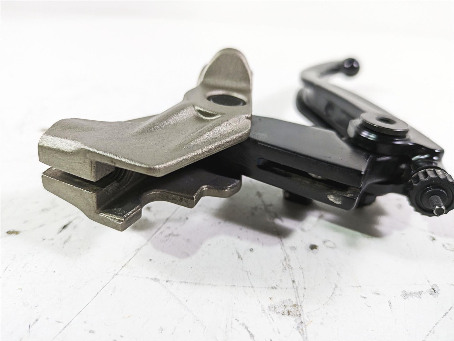 2023 Triumph Street Triple 765 RS Clutch Perch & Lever T2043061 {{ shop.shopifyCountryName }} - Mototech271