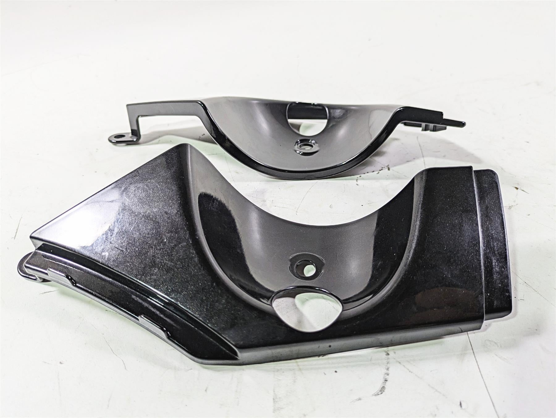 2014 Moto Guzzi California 1400 Touring Rear Shock Cover Fairing Set B063117 {{ shop.shopifyCountryName }} - Mototech271