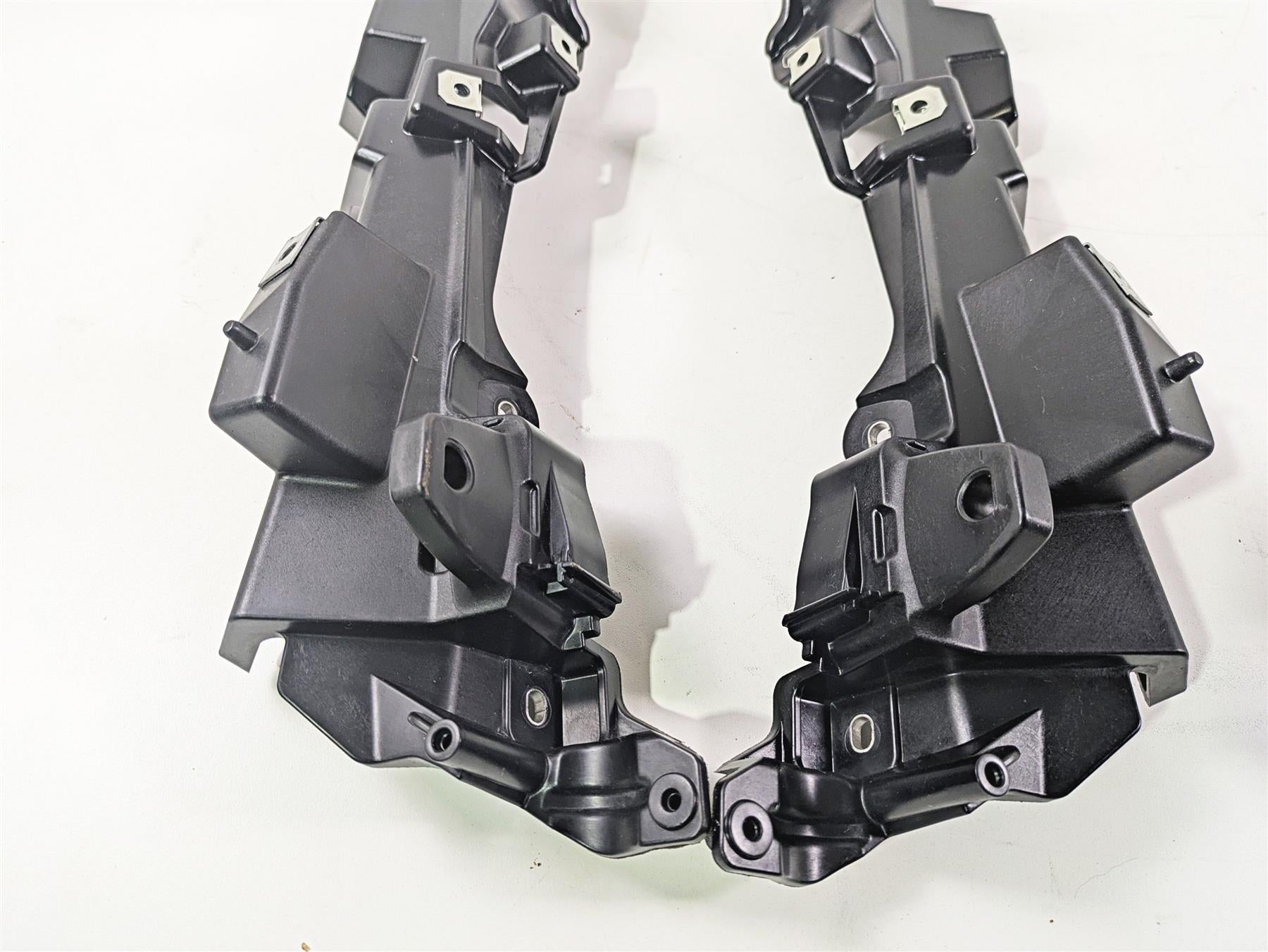 2016 BMW R1200RT K52 Saddlebag Mount Holder Set 46547728665 46547728666 {{ shop.shopifyCountryName }} - Mototech271