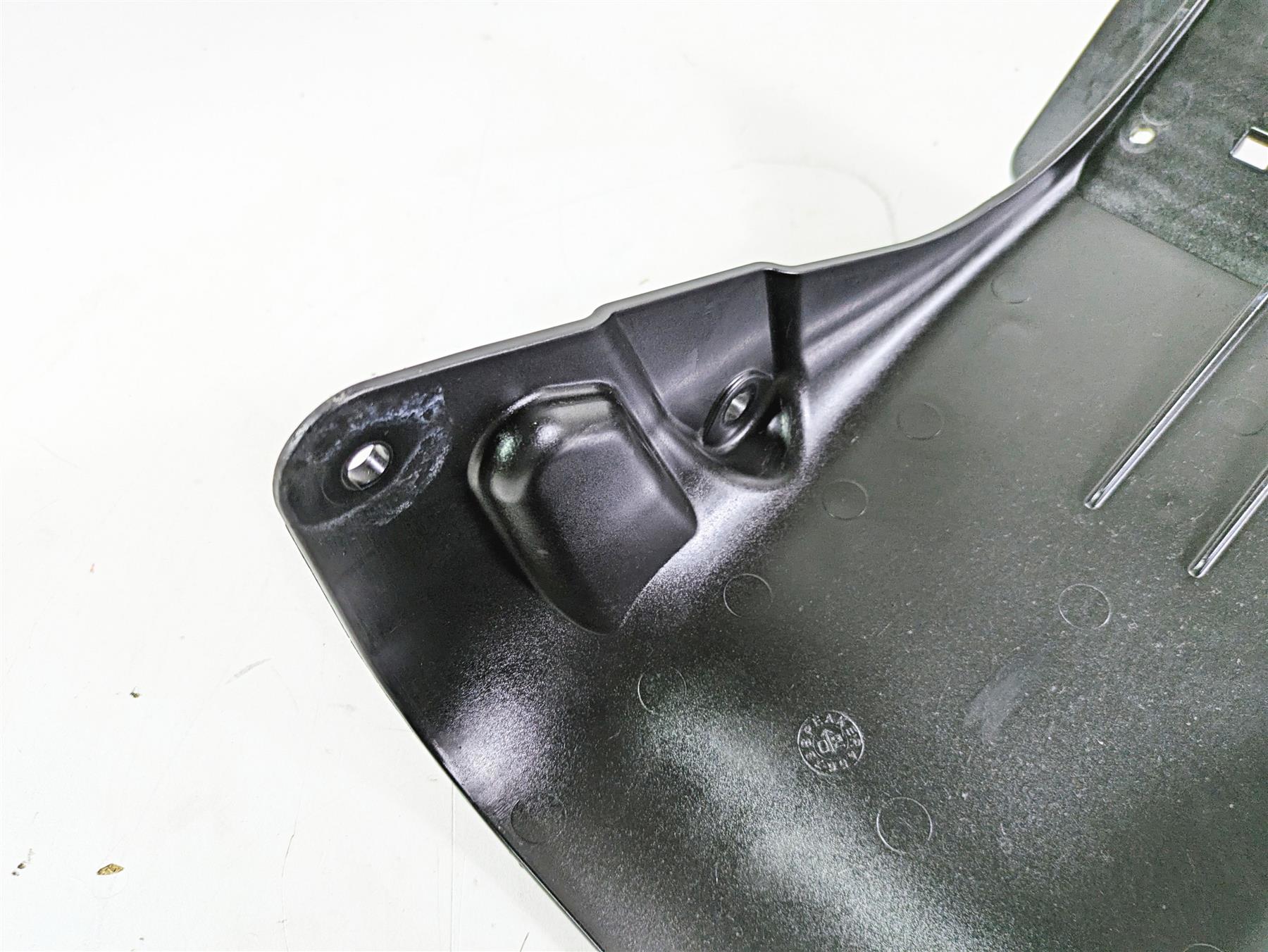 2003 Harley Softail FXSTDI Deuce 100th Rear License Plate Holder 68890-00 {{ shop.shopifyCountryName }} - Mototech271