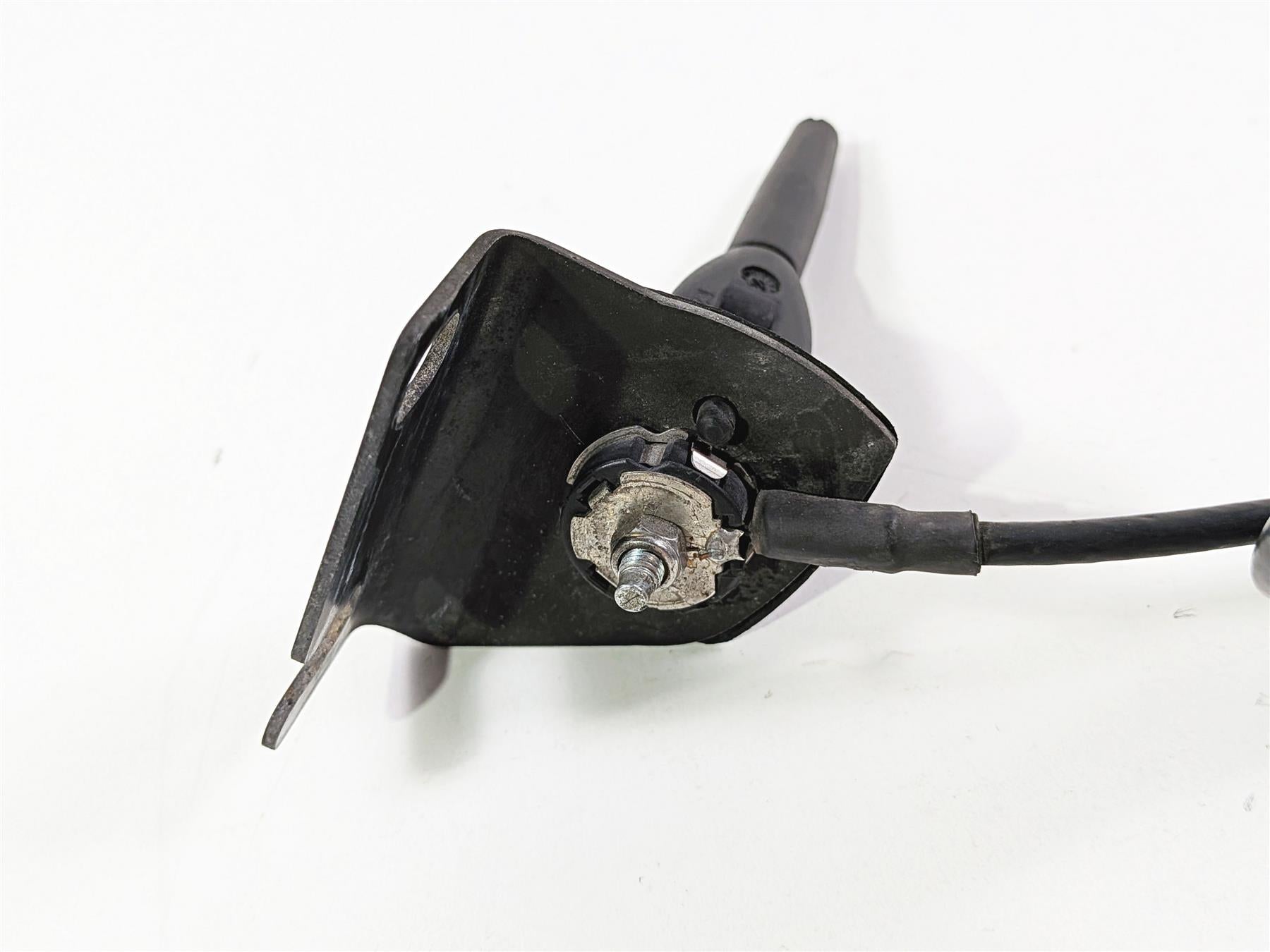 2015 Indian Chieftain Radio Antenna & Mount 4012213H 4012213-Mototech271