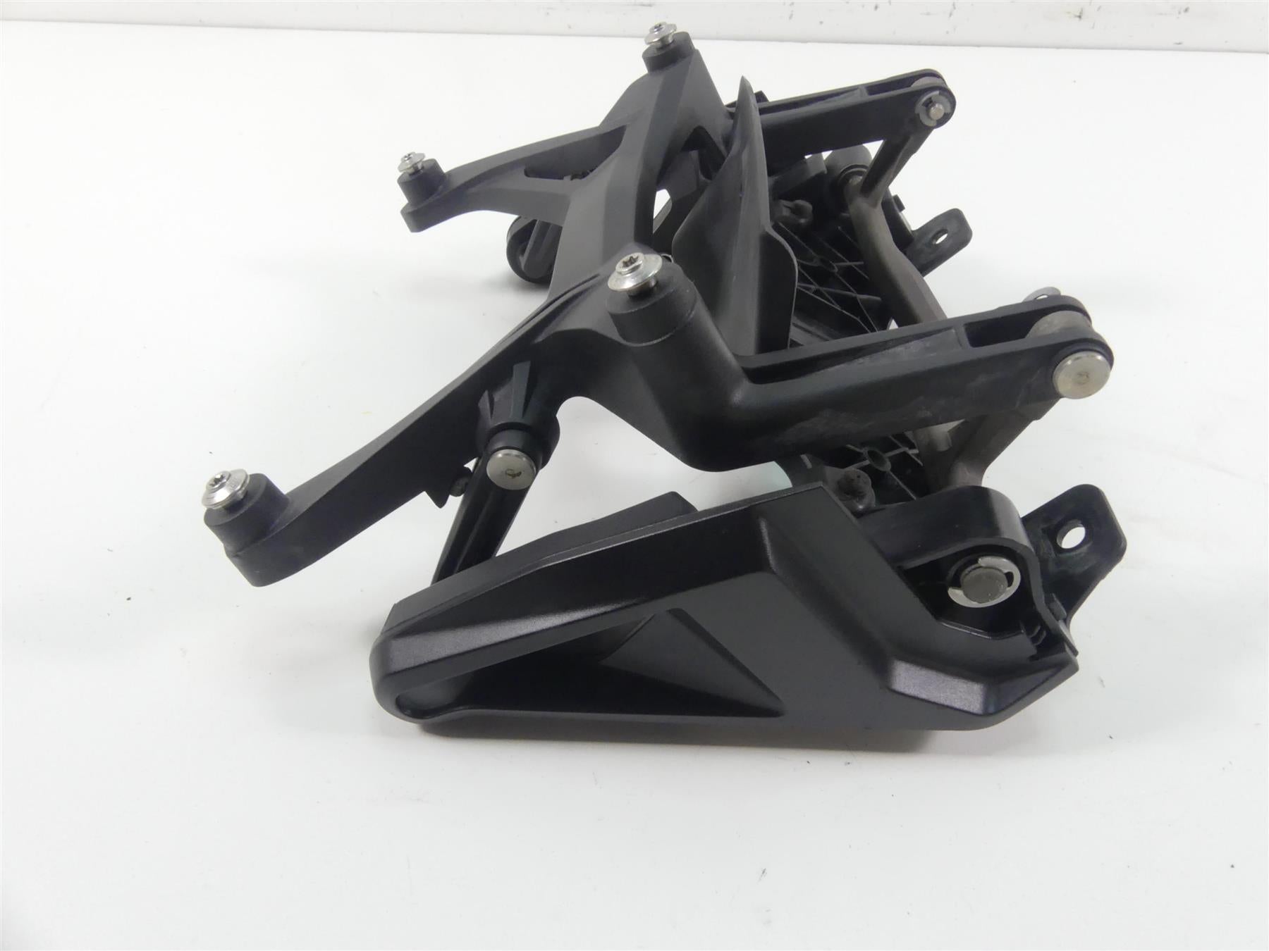 2016 BMW S1000XR K49 Windshield Mount Stay Holder Bracket 46637717039 {{ shop.shopifyCountryName }} - Mototech271