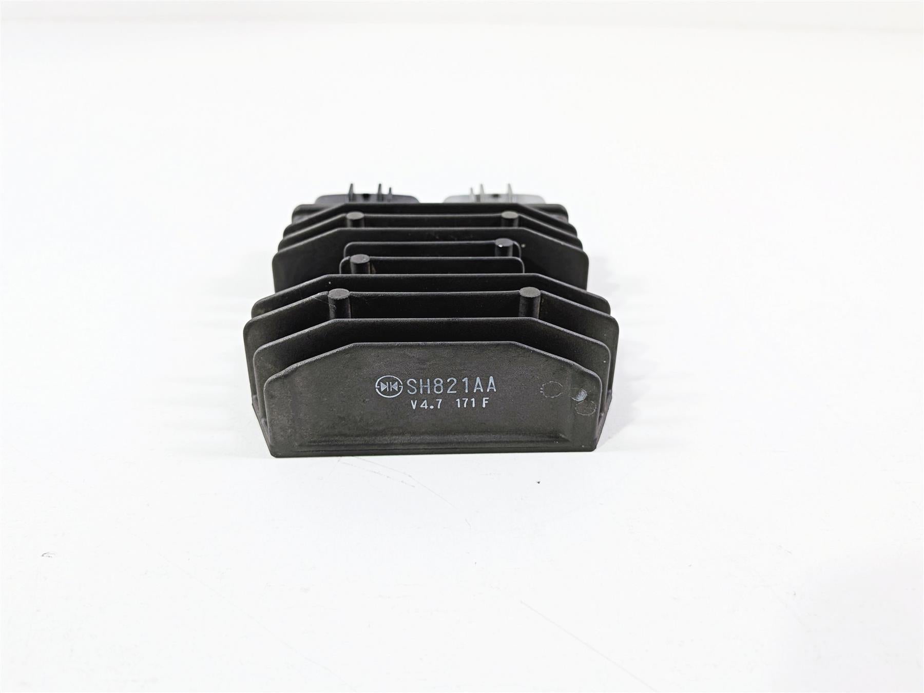 2025 Yamaha YZF R7 Rectifier Voltage Regulator 2K Only 27D-81960-00-00 SH821AA {{ shop.shopifyCountryName }} - Mototech271