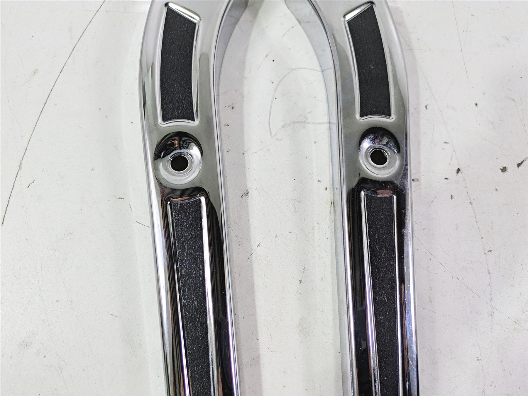 2015 Harley FXDL Dyna Low Rider Rear Fender Struts Braces READ 57300024 57300026 {{ shop.shopifyCountryName }} - Mototech271