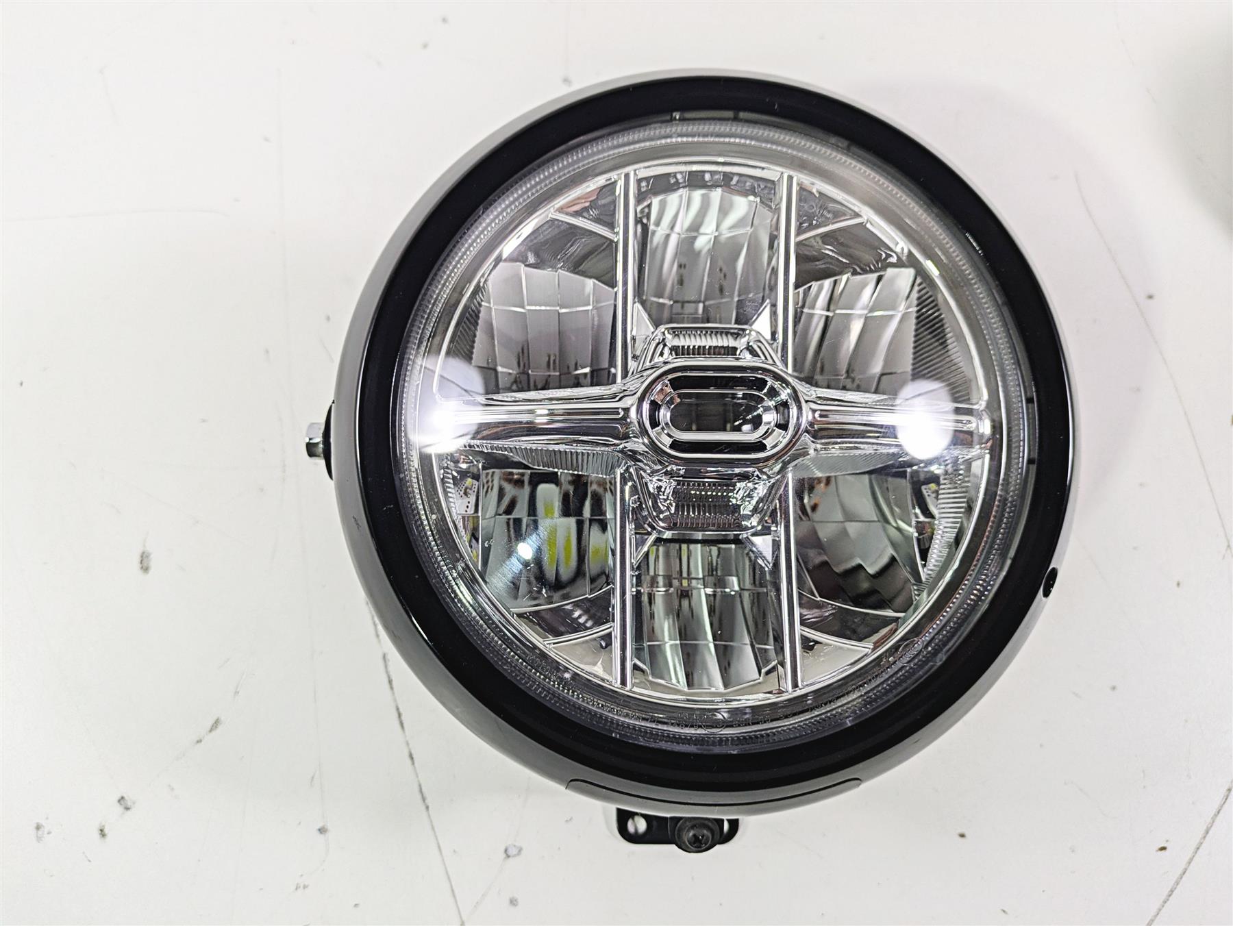 2022 Kawasaki ZR900RS Cafe Headlight Lamp Lens & Bucket 23004-0407 {{ shop.shopifyCountryName }} - Mototech271