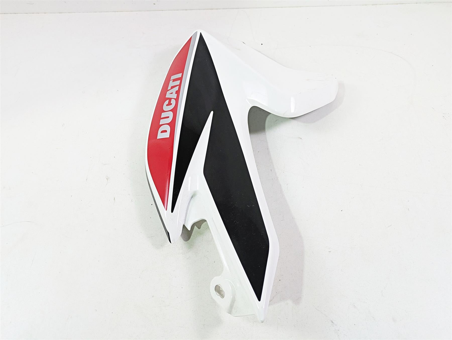 2013 Ducati Hypermotard 821 SP Right Side Tank Main Cover Fairing 48015691AH {{ shop.shopifyCountryName }} - Mototech271