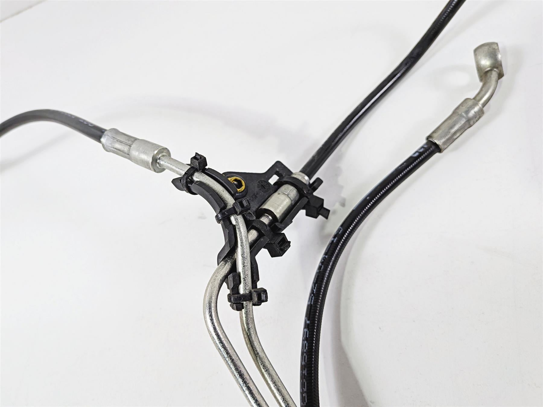 2019 Ducati Panigale V4S V4 S Corse Front Rear Abs Brake Line 61811651A 61911071 {{ shop.shopifyCountryName }} - Mototech271