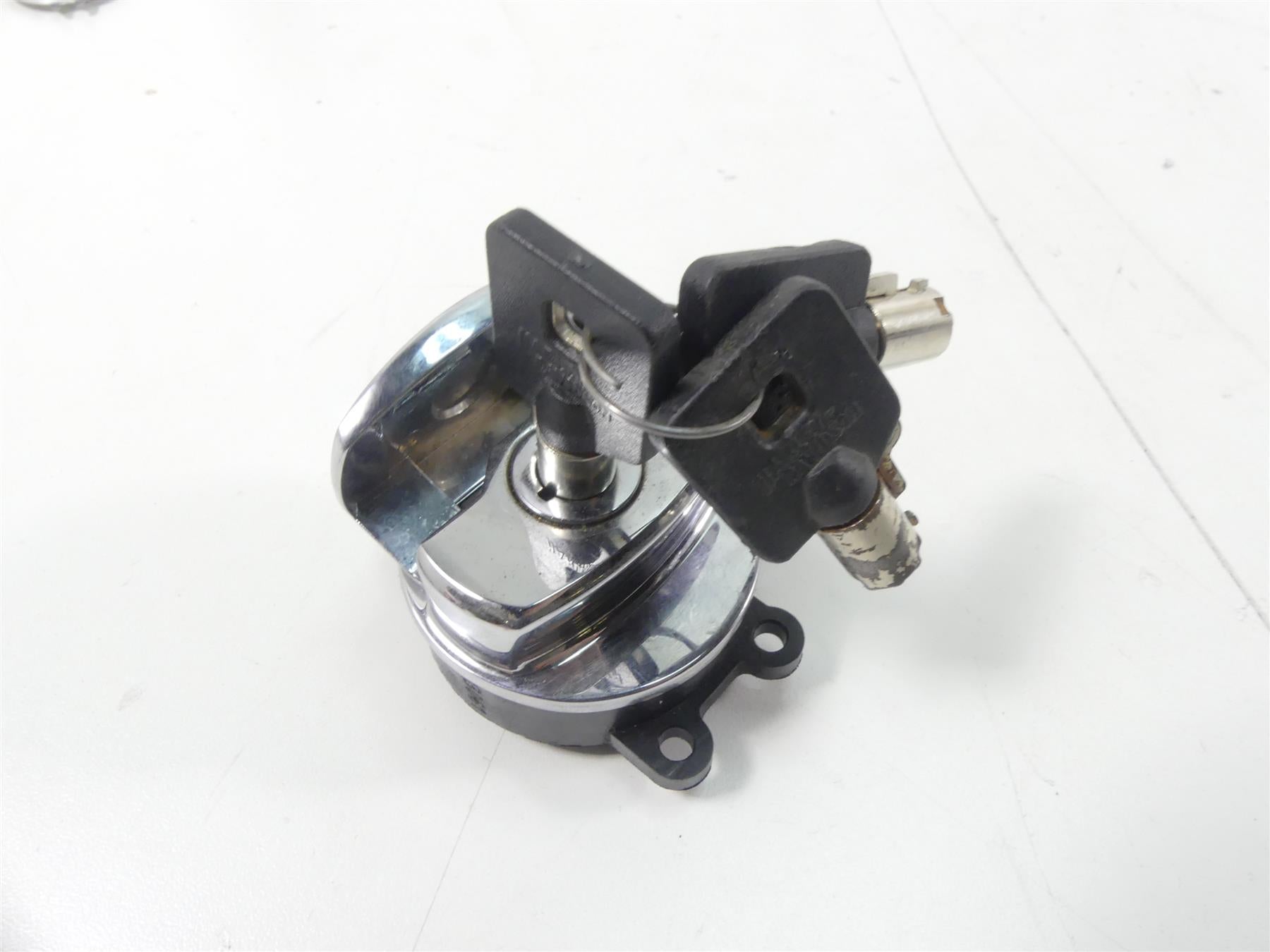 2013 Harley FXDWG Dyna Wide Glide Ignition Switch Steering Lock Set 71430-12 {{ shop.shopifyCountryName }} - Mototech271