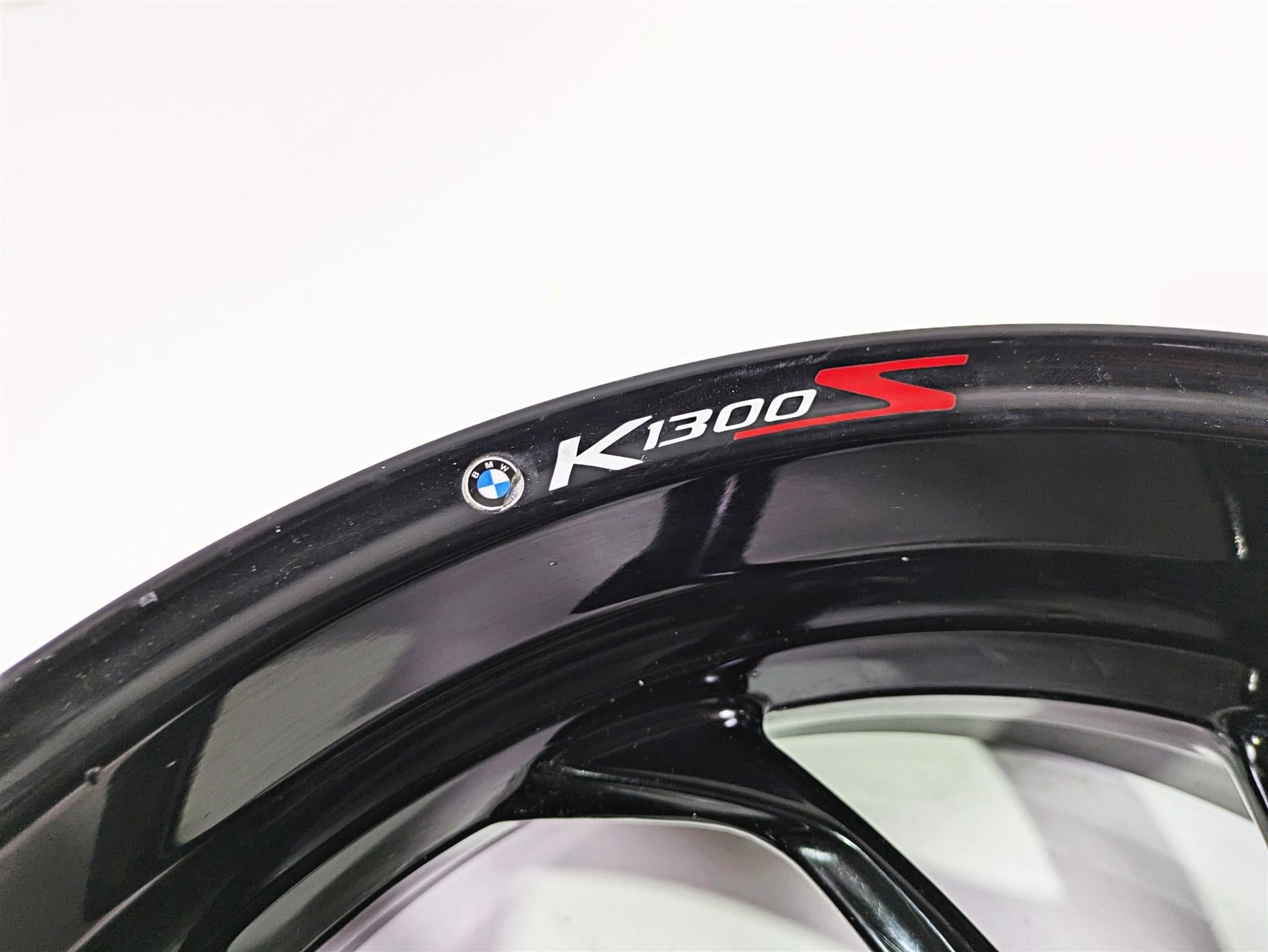 2014 BMW K1300S K40 Straight Rear Wheel Rim 17x6 36317717919 {{ shop.shopifyCountryName }} - Mototech271