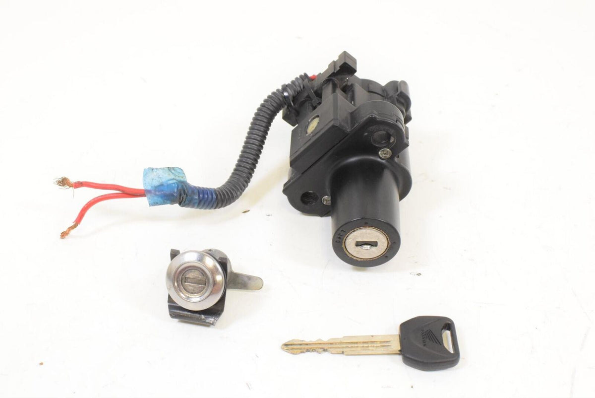 2010 Honda CBR600RR CBR600 RR Ignition Switch Key Lock Set 35010-MFJ-A40 {{ shop.shopifyCountryName }} - Mototech271