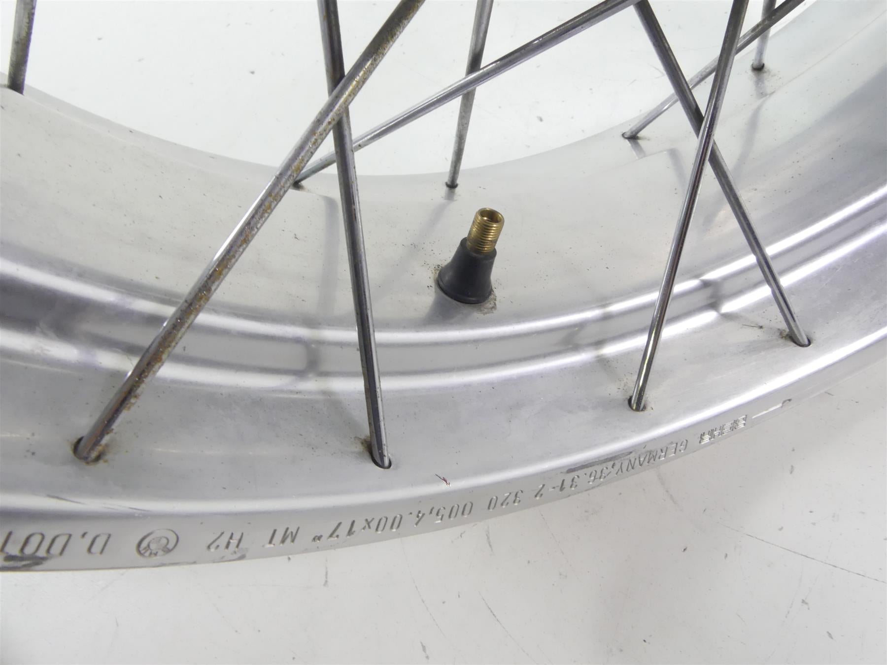 2001 BMW R1150 GS R21 Straight Behr Rear Spoke Wheel Rim 17x4 36312320005 {{ shop.shopifyCountryName }} - Mototech271