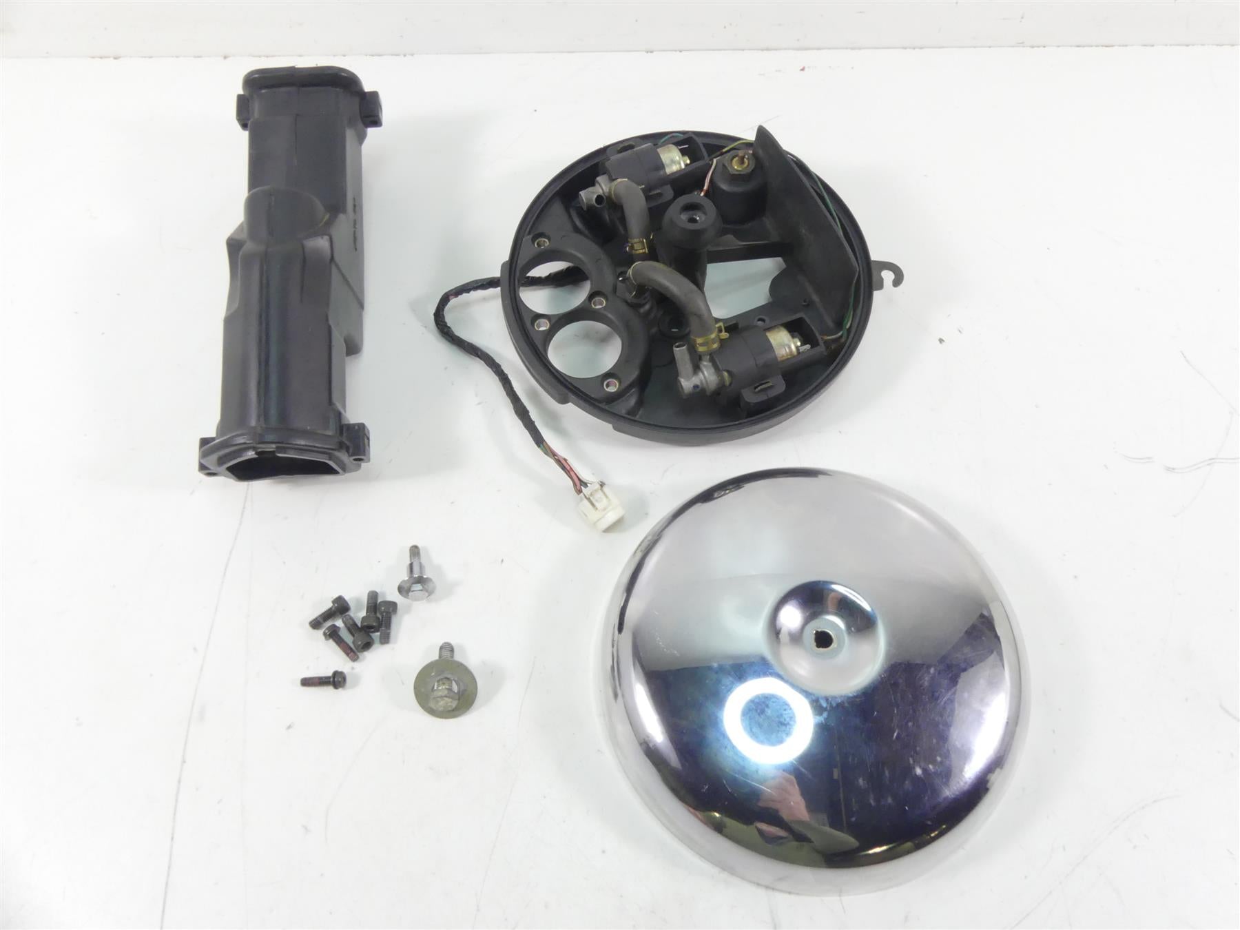 2004 Kawasaki VN1600 Meanstreak Right Air Cleaner Breather Filter Set 11011-0021 {{ shop.shopifyCountryName }} - Mototech271