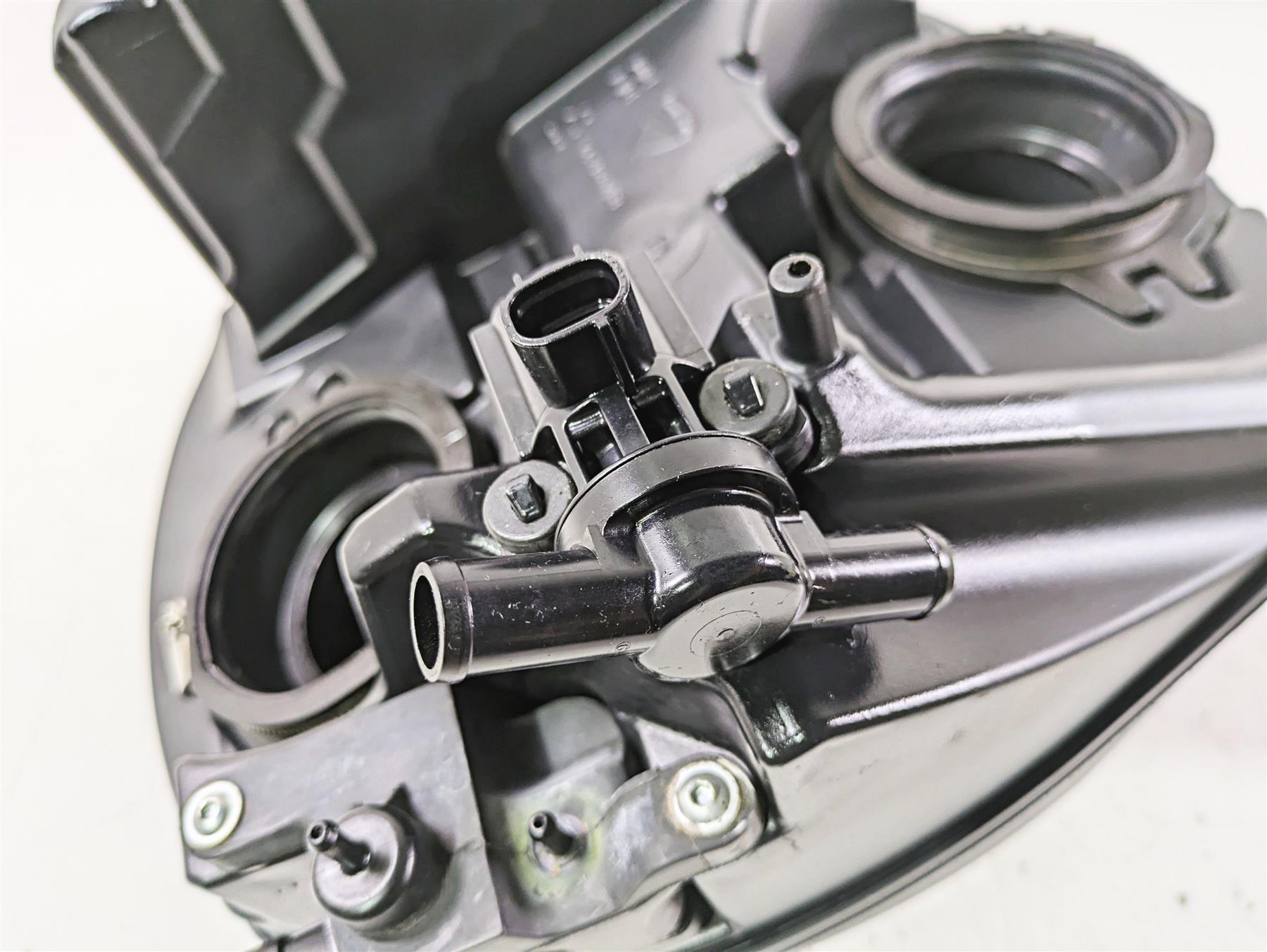 2018 Ducati Hypermotard 939 SP Air Box Cleaner Breather Filter 44212691B {{ shop.shopifyCountryName }} - Mototech271