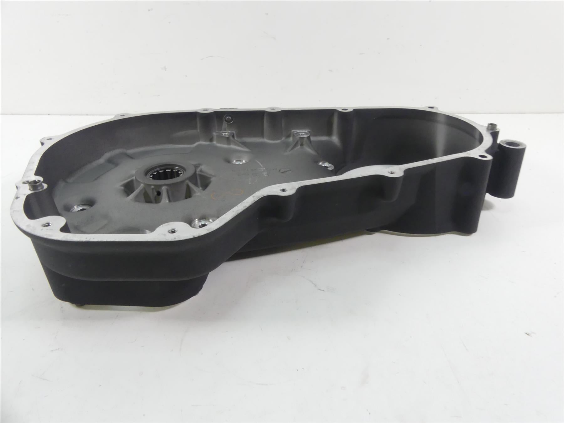 2010 Harley Touring FLHX Street Glide Inner Primary Drive Clutch Cover 60677-07 {{ shop.shopifyCountryName }} - Mototech271