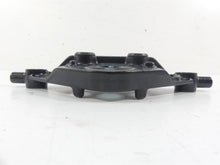 Load image into Gallery viewer, 2009 Harley FLHTCU SE4 CVO E-Glide Upper Triple Tree Steering Clamp 45435-10
