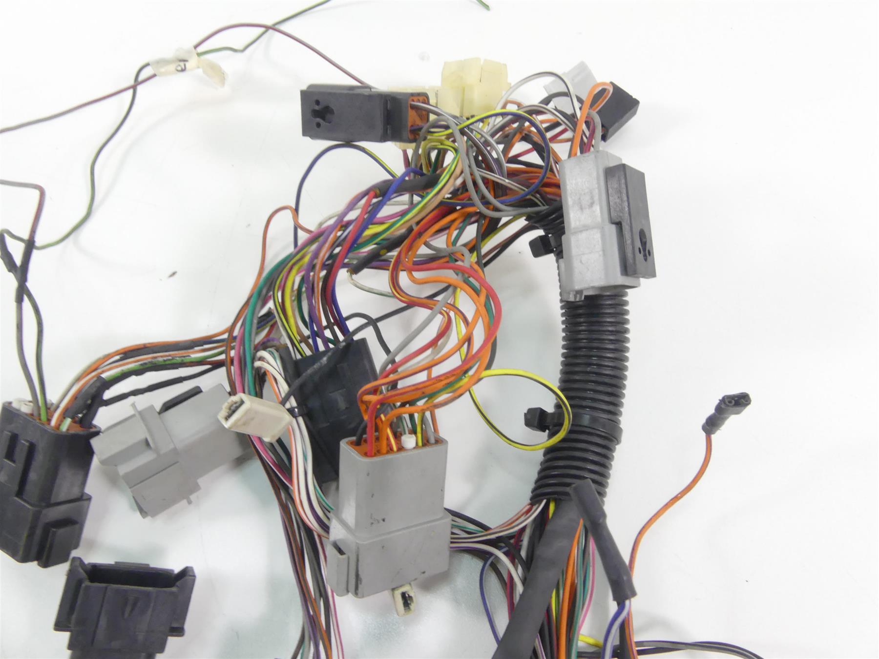1995 Harley Touring FLHTCU Electra Glide Front Nose Wiring Harness Read 70232-94 {{ shop.shopifyCountryName }} - Mototech271