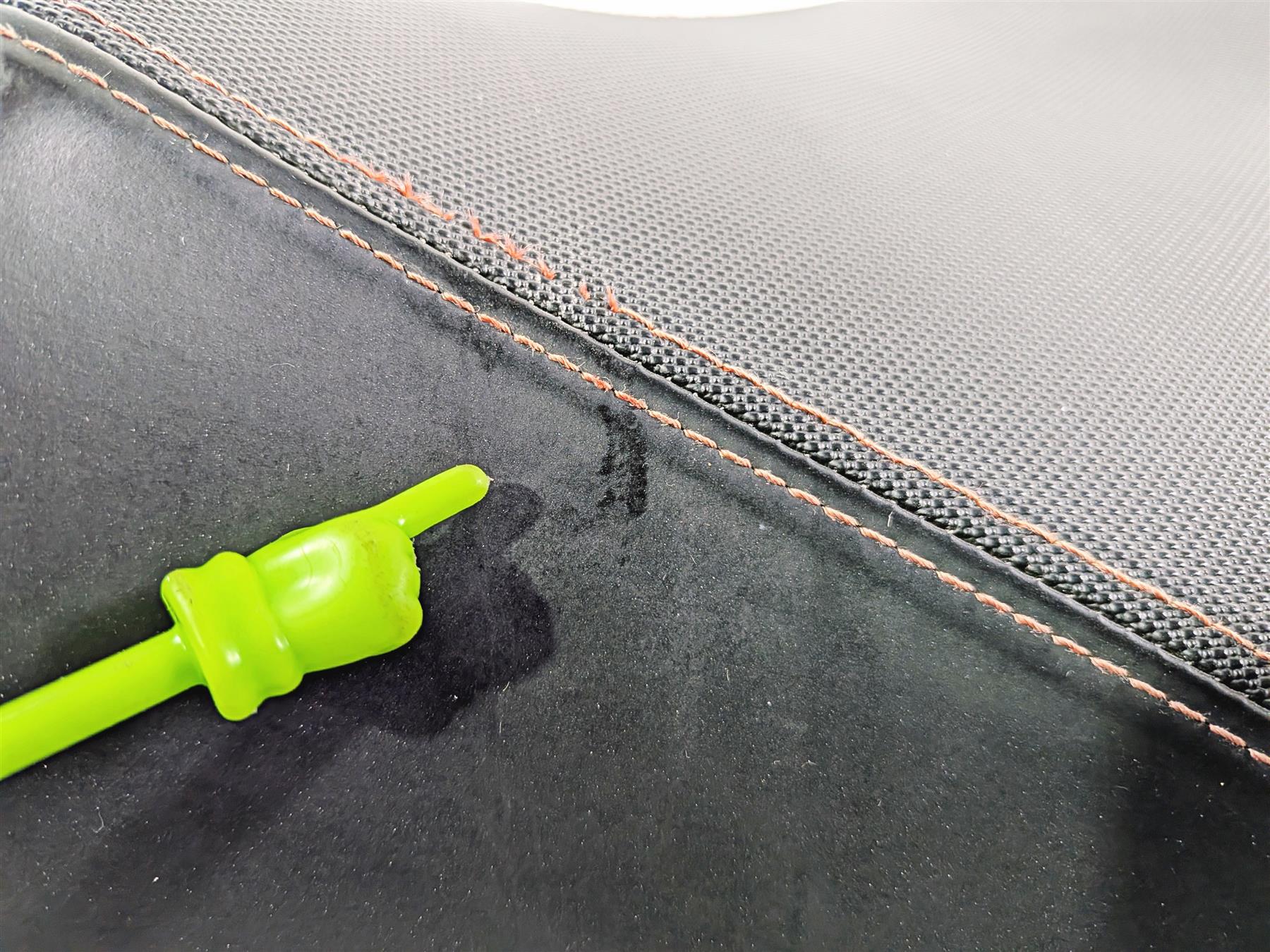 2019 Triumph Speed Triple RS 1050 Front Comfort Seat Saddle T2307334 {{ shop.shopifyCountryName }} - Mototech271