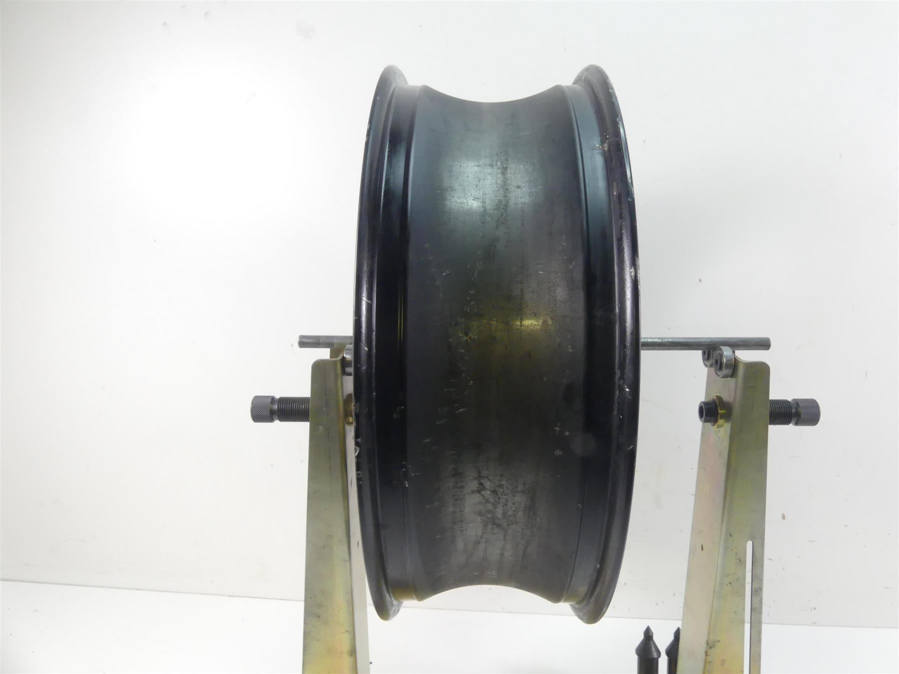 2009 Harley XR1200 Sportster Straight 17x5.5 Rear Wheel Rim 43107-08 {{ shop.shopifyCountryName }} - Mototech271