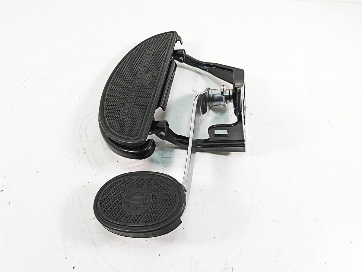 2009 Harley Softail FLSTSB Cross Bones Right Floor Board & Br Ped Set 50600026 {{ shop.shopifyCountryName }} - Mototech271