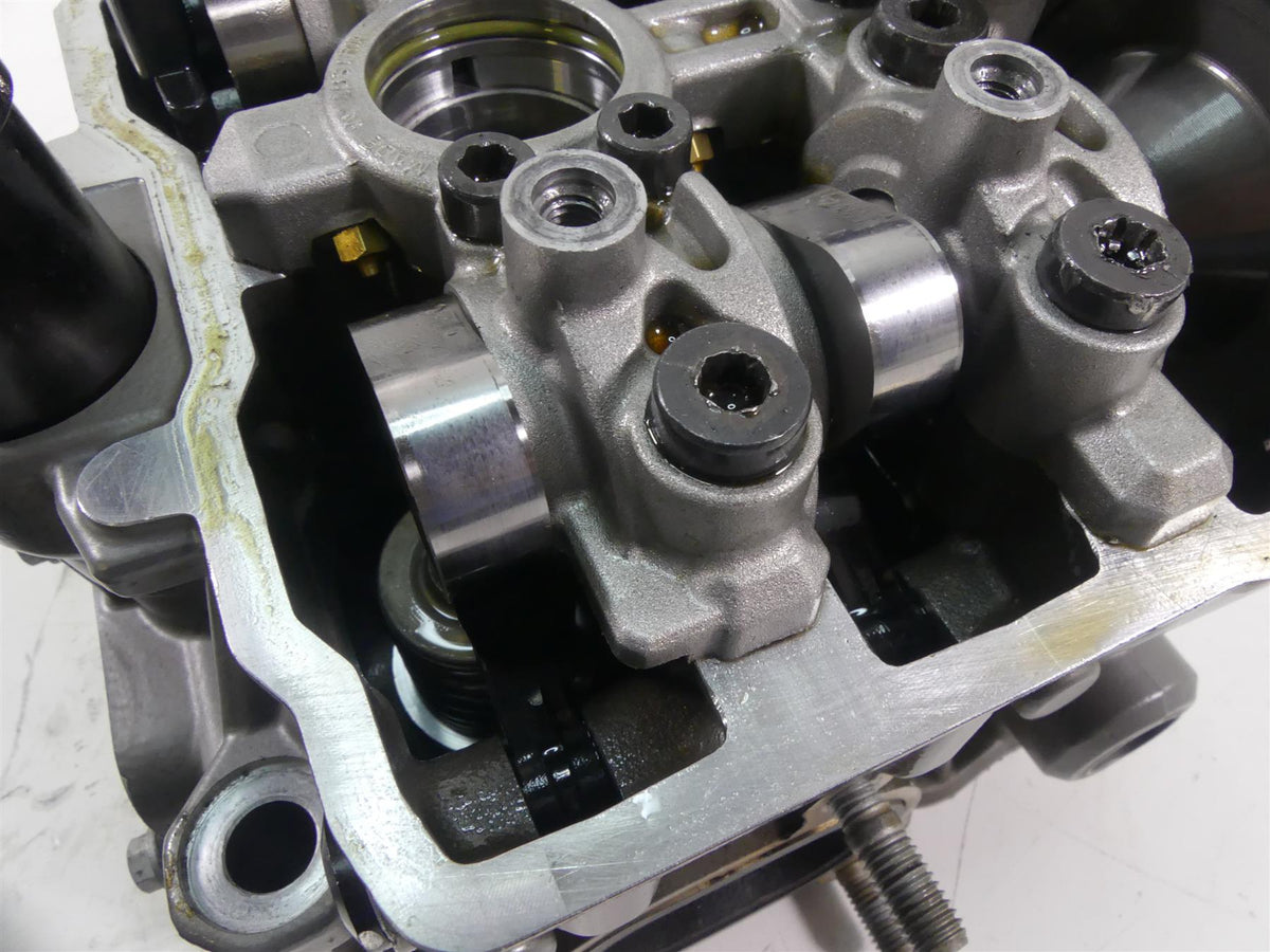 2015 KTM 1190 Adventure R Rear Cylinderhead Cylinder Head - Read 6133612010024 {{ shop.shopifyCountryName }} - Mototech271