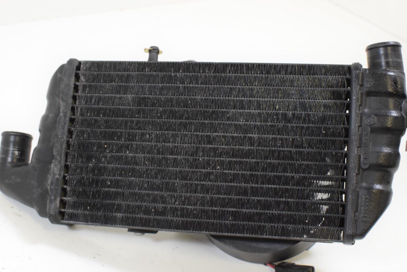 09 BMW K1200LT K1200 LT 89V3 Left Radiator Fan Hoses Reservoir 17111464875 {{ shop.shopifyCountryName }} - Mototech271