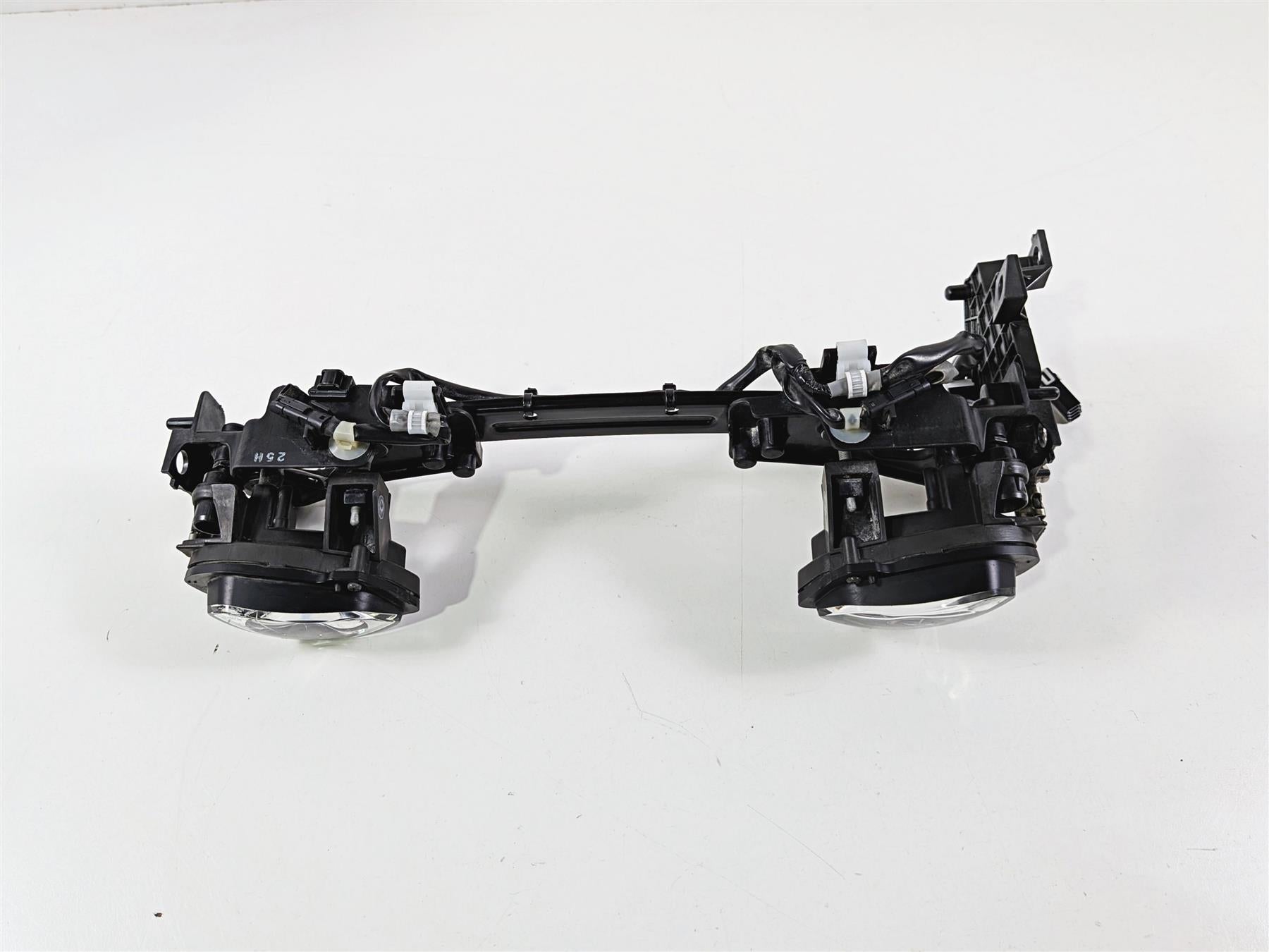 2022 Yamaha YZF R1 R1M RN65 Headlight Head Light Lamp Scratched B3L-84300-00-00-Mototech271